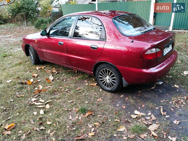 Седан Daewoo Lanos 2002 в Черкассах