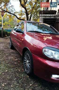 Седан Daewoo Lanos 2002 в 