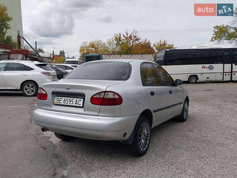 Седан Daewoo Lanos 2008 в Миколаєві