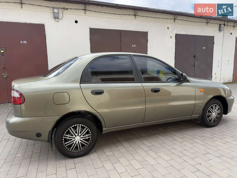 Седан Daewoo Lanos 2004 в Вінниці