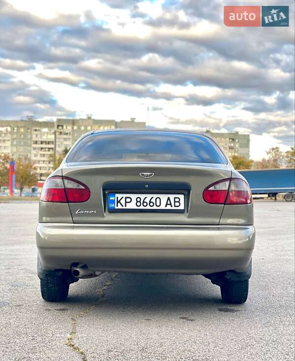 Седан Daewoo Lanos 2004 в Запоріжжі