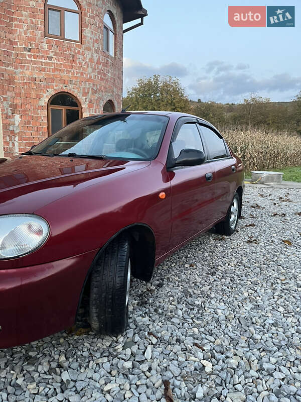Седан Daewoo Lanos 2005 в Васловівці