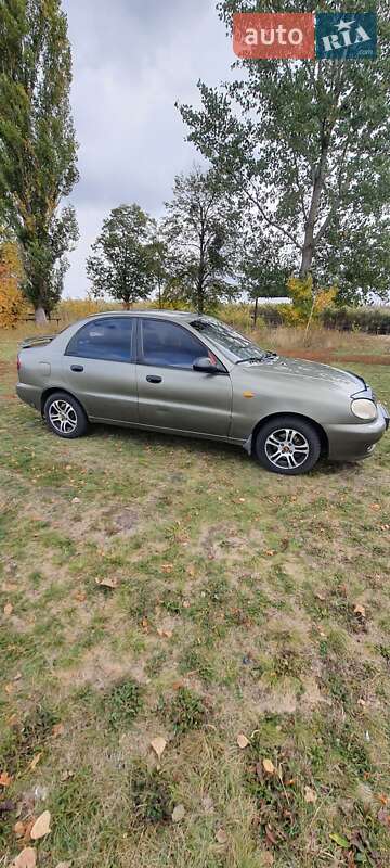 Седан Daewoo Lanos 2004 в Полтаві