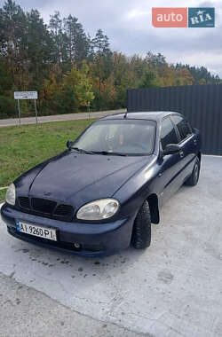 Седан Daewoo Lanos 2004 в Киеве