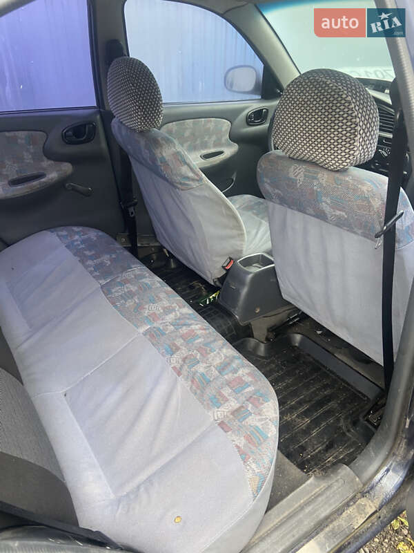 Седан Daewoo Lanos 2000 в Львові фото 3 Седан Daewoo Lanos 2000 в Львові
