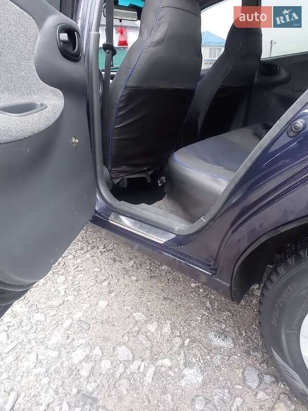 Седан Daewoo Lanos 2006 в Бердичеві