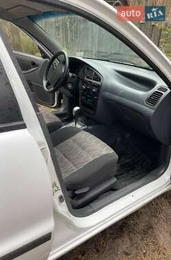Седан Daewoo Lanos 2014 в 