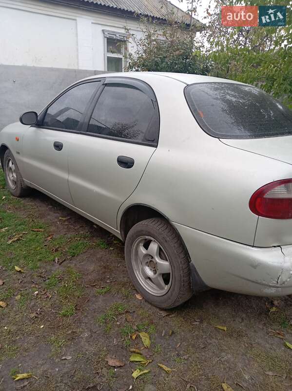Седан Daewoo Lanos 2004 в Конотопі