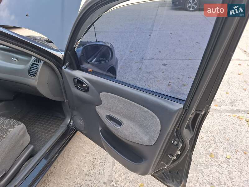Хетчбек Daewoo Lanos 2008 в Дніпрі