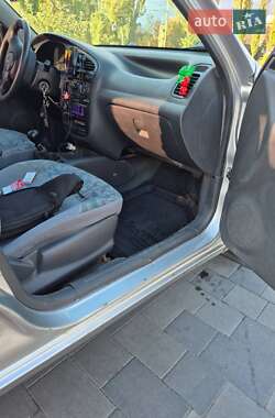 Седан Daewoo Lanos 1998 в Павлограде