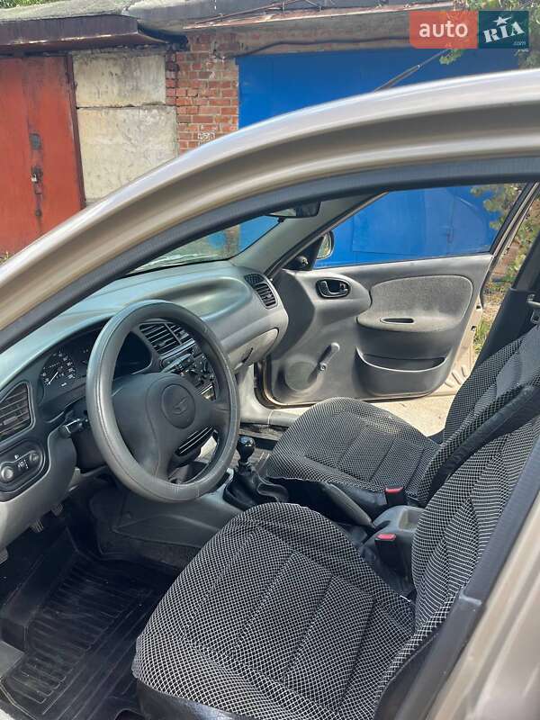 Седан Daewoo Lanos 2008 в Кропивницком