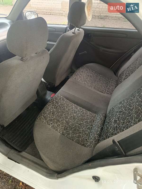 Седан Daewoo Lanos 2010 в Харкові