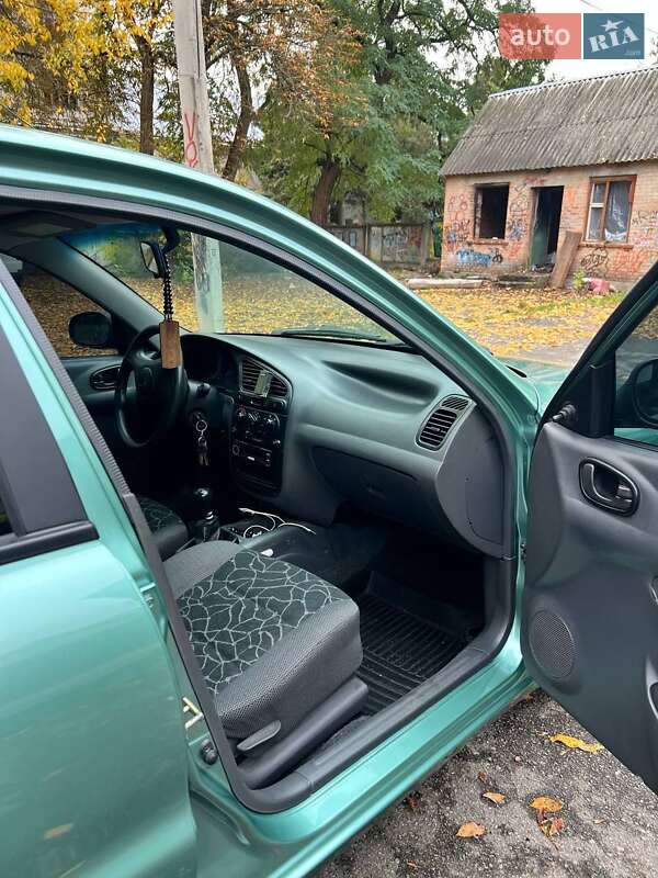 Седан Daewoo Lanos 2003 в Белой Церкви