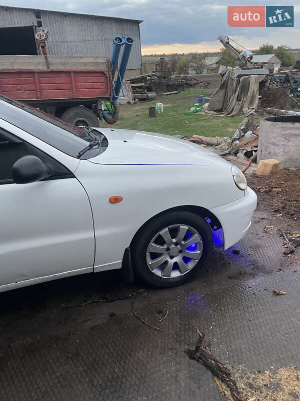 Седан Daewoo Lanos 2008 в Николаеве