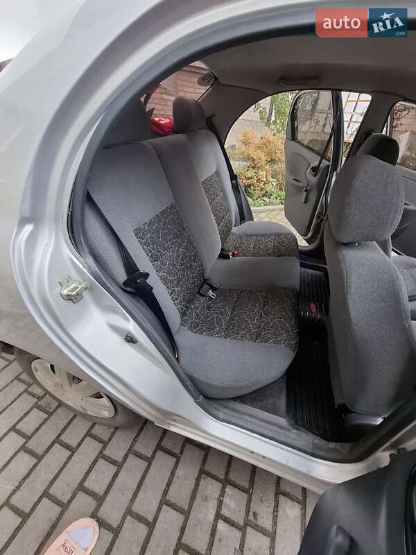 Седан Daewoo Lanos 2008 в Луцьку