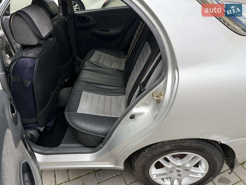 Седан Daewoo Lanos 2006 в Одессе