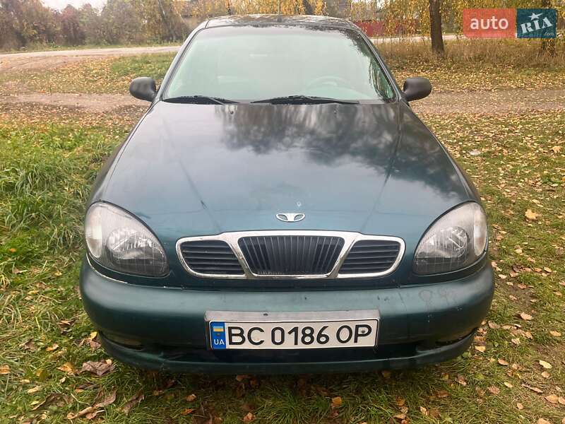 Седан Daewoo Lanos 2003 в Репках