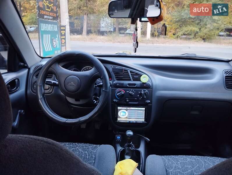 Седан Daewoo Lanos 2008 в Запоріжжі