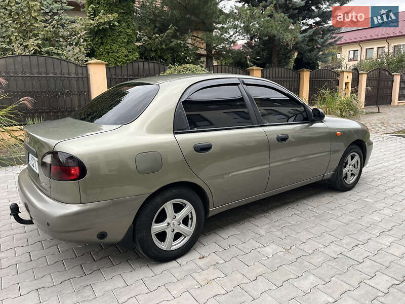 Седан Daewoo Lanos 2004 в Ужгороді фото 2 Седан Daewoo Lanos 2004 в Ужгороді
