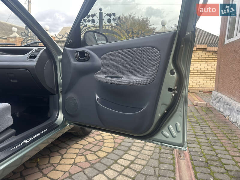 Седан Daewoo Lanos 2009 в Чернівцях фото 19 Седан Daewoo Lanos 2009 в Чернівцях