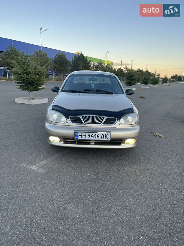 Седан Daewoo Lanos 2004 в Одесі