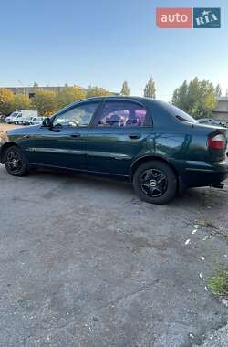 Седан Daewoo Lanos 2001 в Киеве