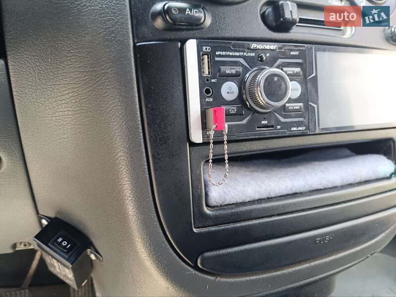 Седан Daewoo Lanos 2005 в Глухові