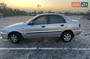 Седан Daewoo Lanos 2003 в  фото 2 Седан Daewoo Lanos 2003 в