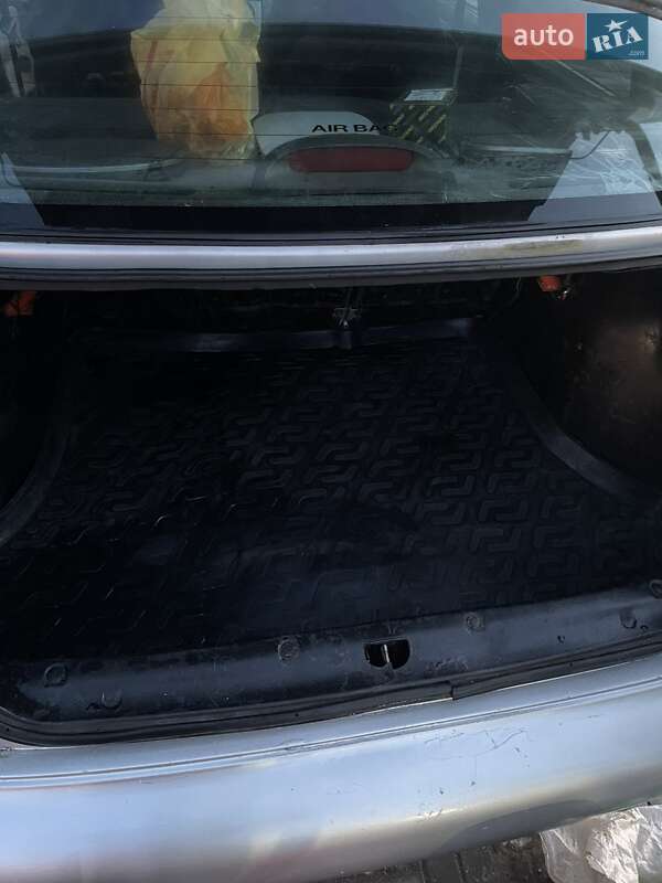 Седан Daewoo Lanos 2003 в Харкові