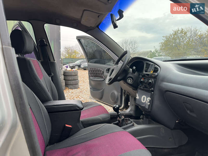 Седан Daewoo Lanos 2004 в Харкові фото 18 Седан Daewoo Lanos 2004 в Харкові