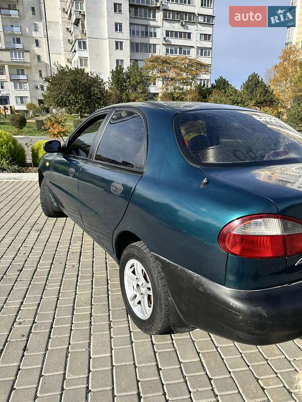 Седан Daewoo Lanos 1998 в Одесі