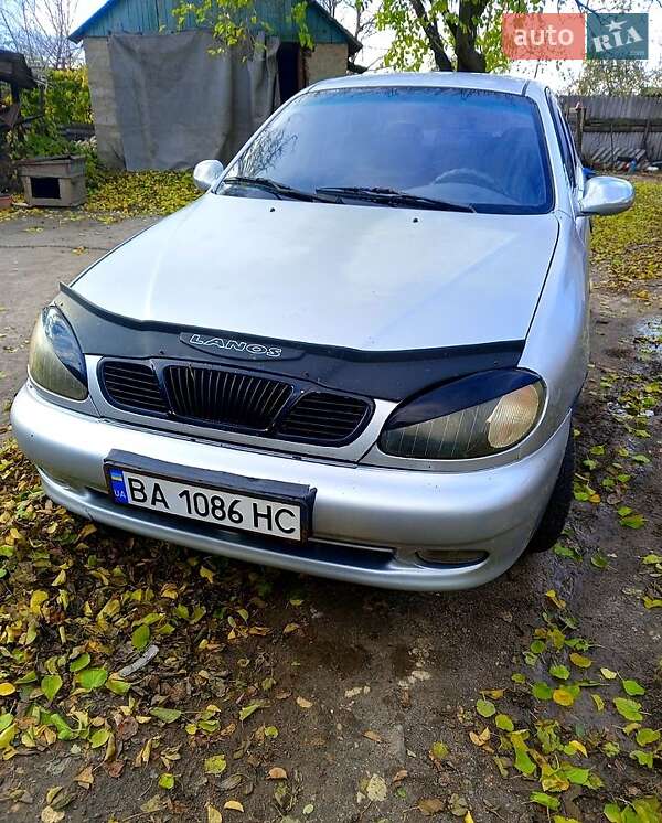 Седан Daewoo Lanos 2004 в Кропивницком