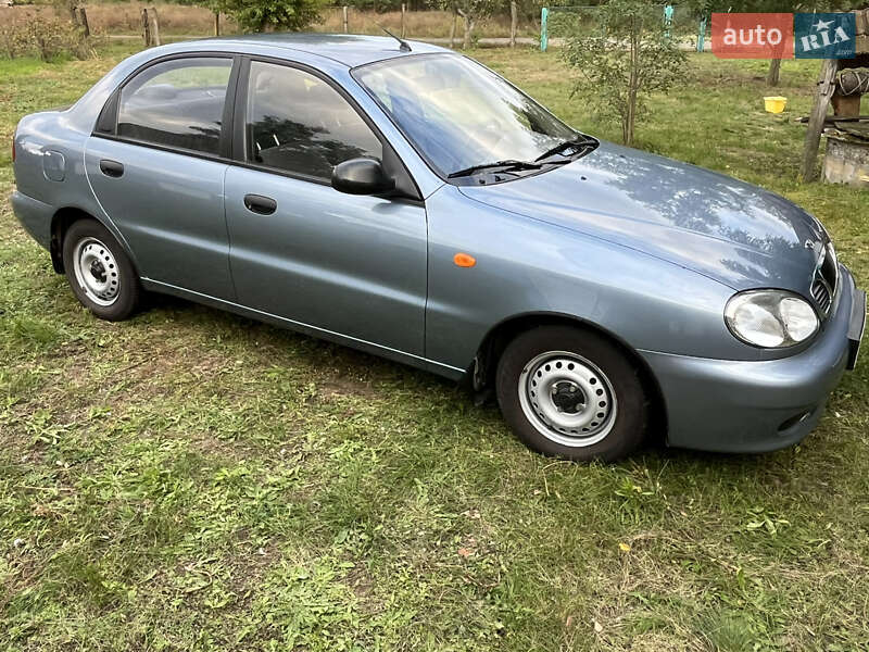 Седан Daewoo Lanos 2008 в Миргороде