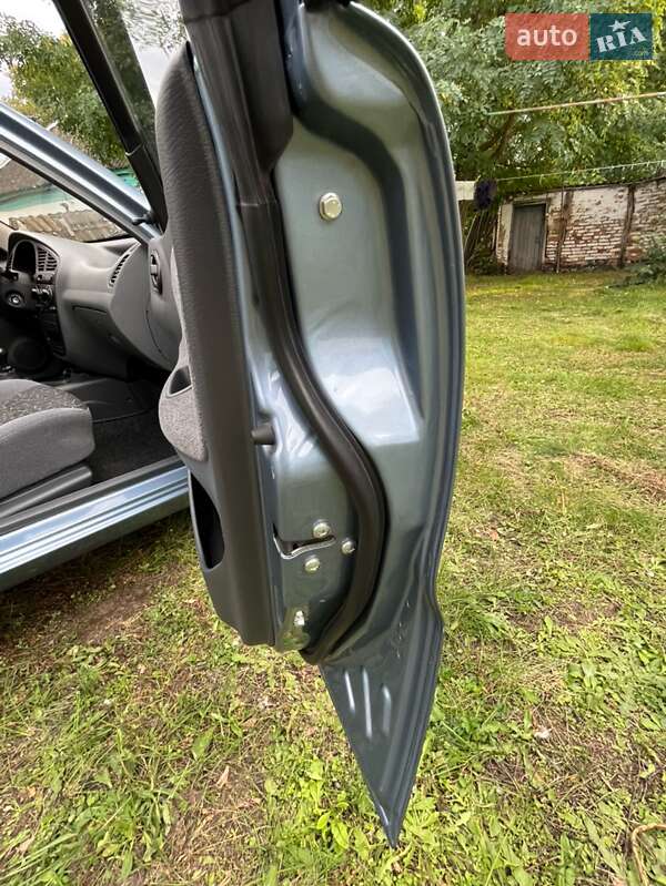 Седан Daewoo Lanos 2008 в Миргороде