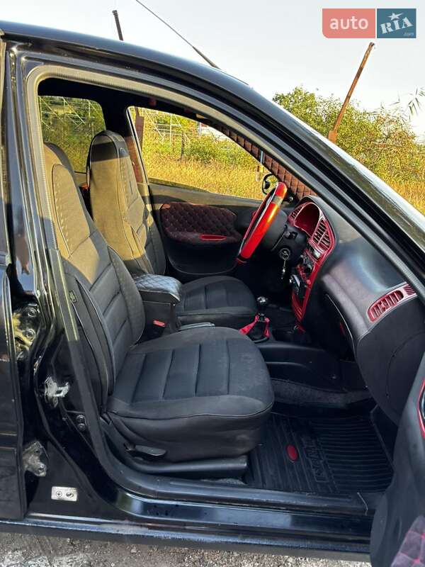 Седан Daewoo Lanos 2006 в Новомосковську