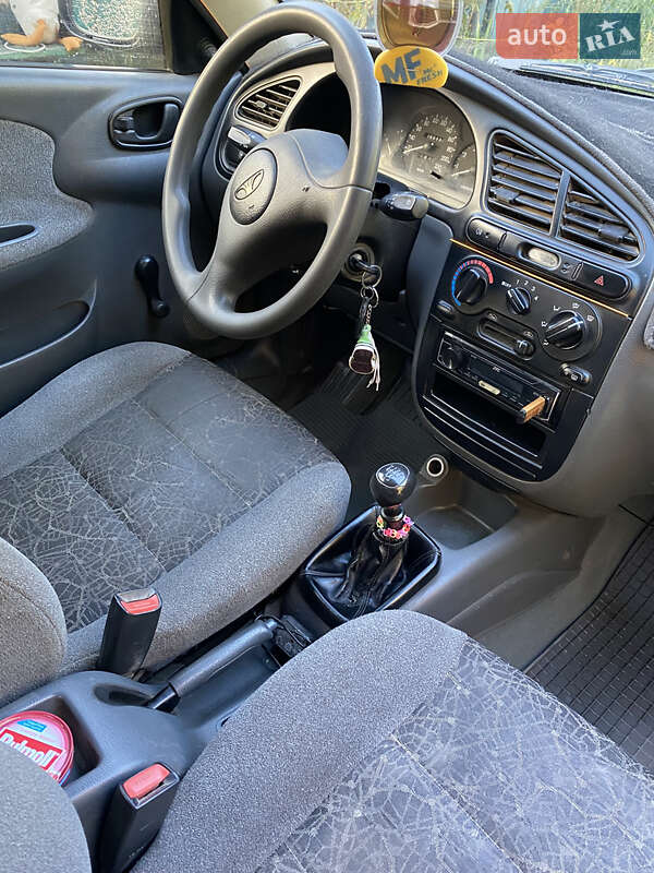 Седан Daewoo Lanos 2006 в Коломаке