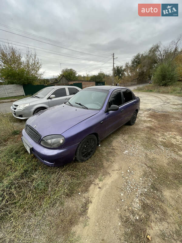 Седан Daewoo Lanos 1998 в Запорожье