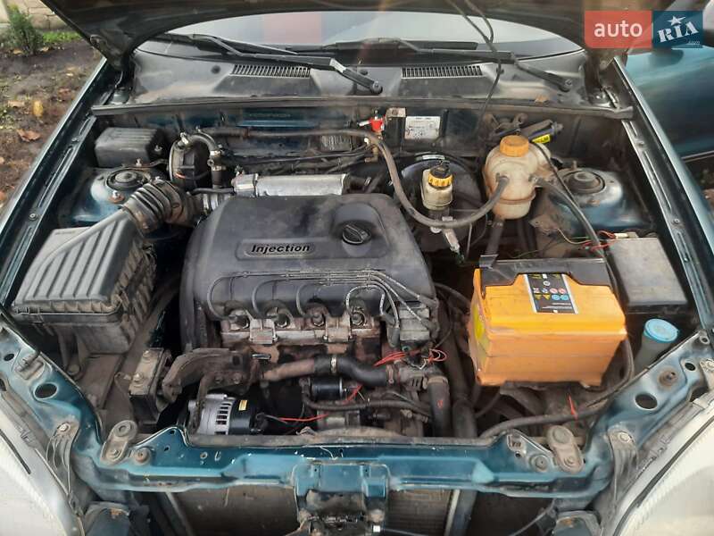 Седан Daewoo Lanos 2007 в Краснограді