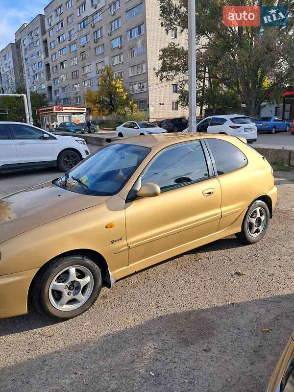 Хетчбек Daewoo Lanos 2003 в Дніпрі фото 2 Хетчбек Daewoo Lanos 2003 в Дніпрі