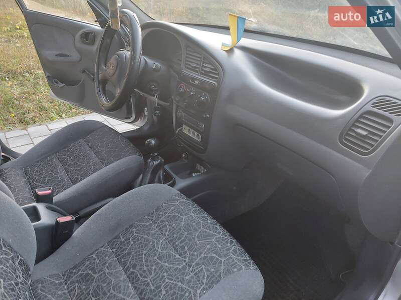 Седан Daewoo Lanos 2007 в Староконстантинове