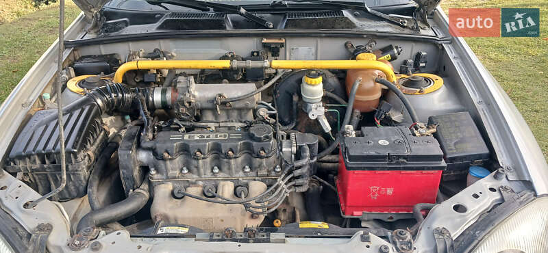 Седан Daewoo Lanos 2005 в Чернівцях