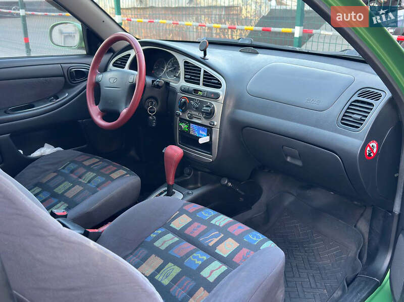 Хэтчбек Daewoo Lanos 2003 в Одессе