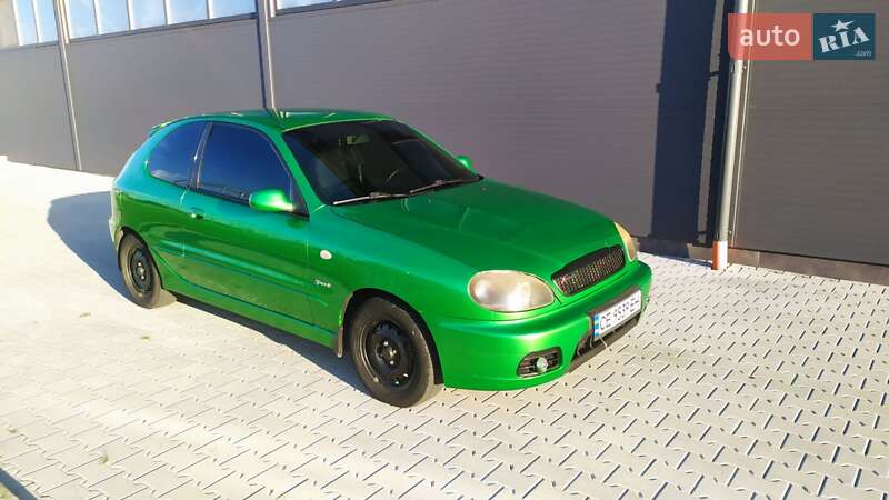 Хетчбек Daewoo Lanos 2003 в Чернівцях фото 3 Хетчбек Daewoo Lanos 2003 в Чернівцях