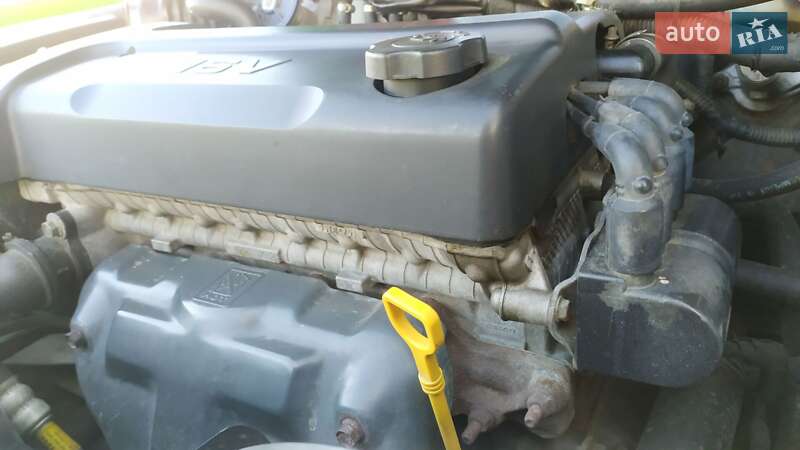 Хетчбек Daewoo Lanos 2003 в Чернівцях фото 14 Хетчбек Daewoo Lanos 2003 в Чернівцях