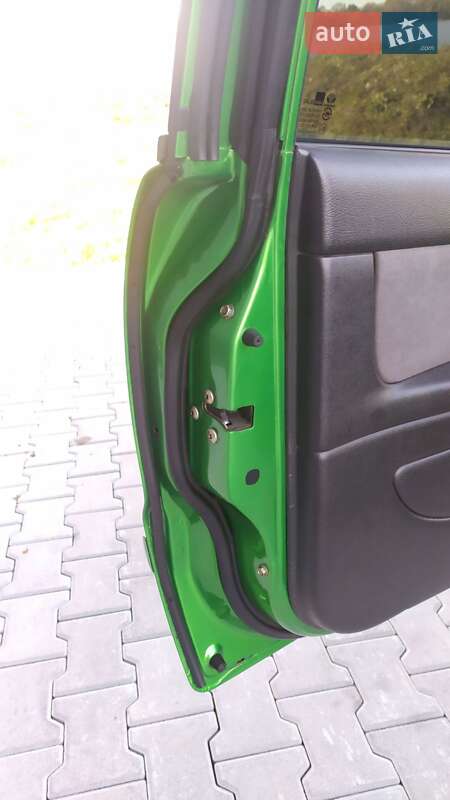 Хетчбек Daewoo Lanos 2003 в Чернівцях фото 19 Хетчбек Daewoo Lanos 2003 в Чернівцях