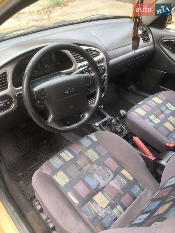 Хетчбек Daewoo Lanos 2003 в Києві