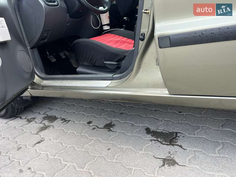 Седан Daewoo Lanos 2003 в Львове фото 12 Седан Daewoo Lanos 2003 в Львове