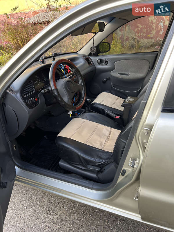 Седан Daewoo Lanos 2004 в Киеве фото 6 Седан Daewoo Lanos 2004 в Киеве