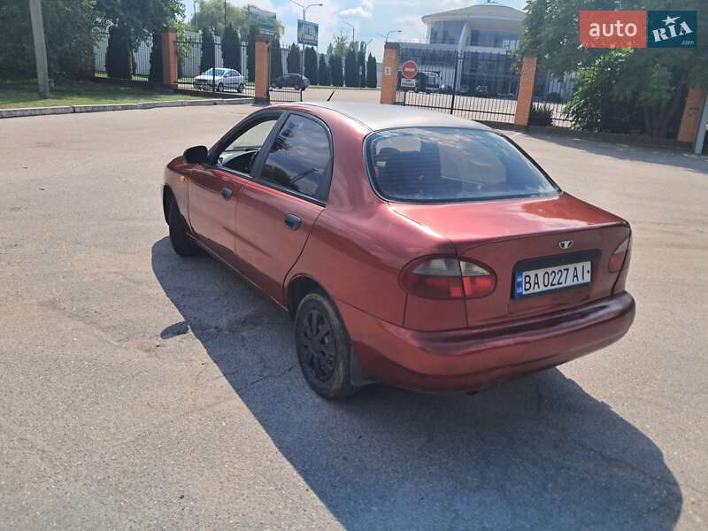 Седан Daewoo Lanos 2007 в Олександрії