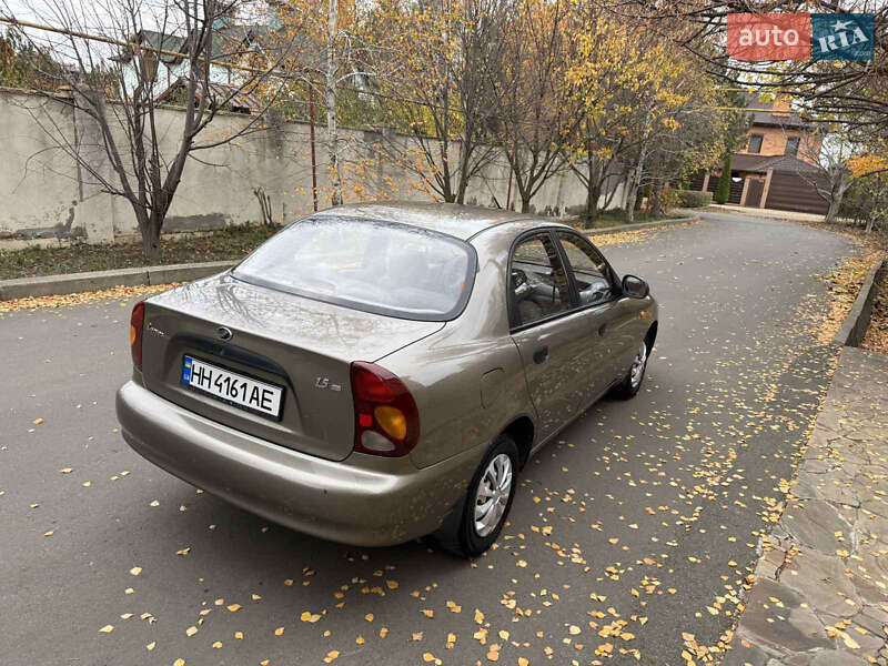 Седан Daewoo Lanos 2011 в Одессе